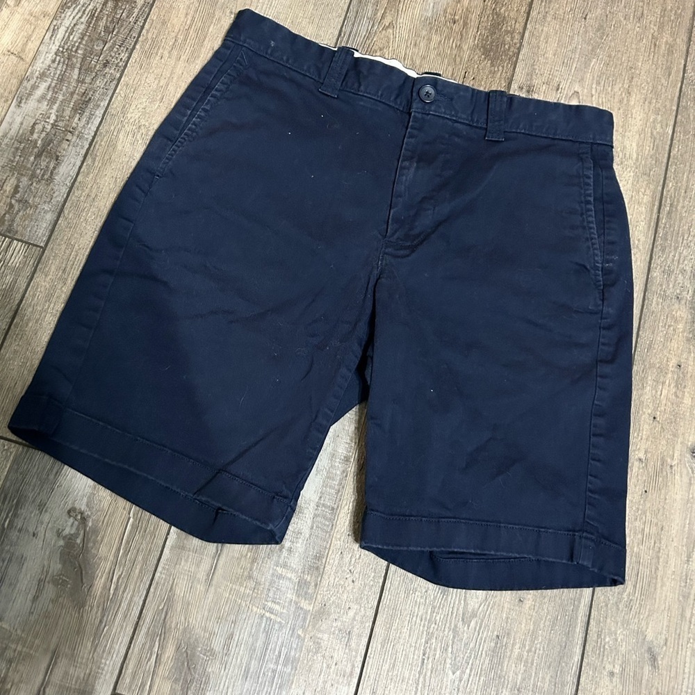 J. Crew Men's navy chino style shorts, size 30 with a 9” inseam
